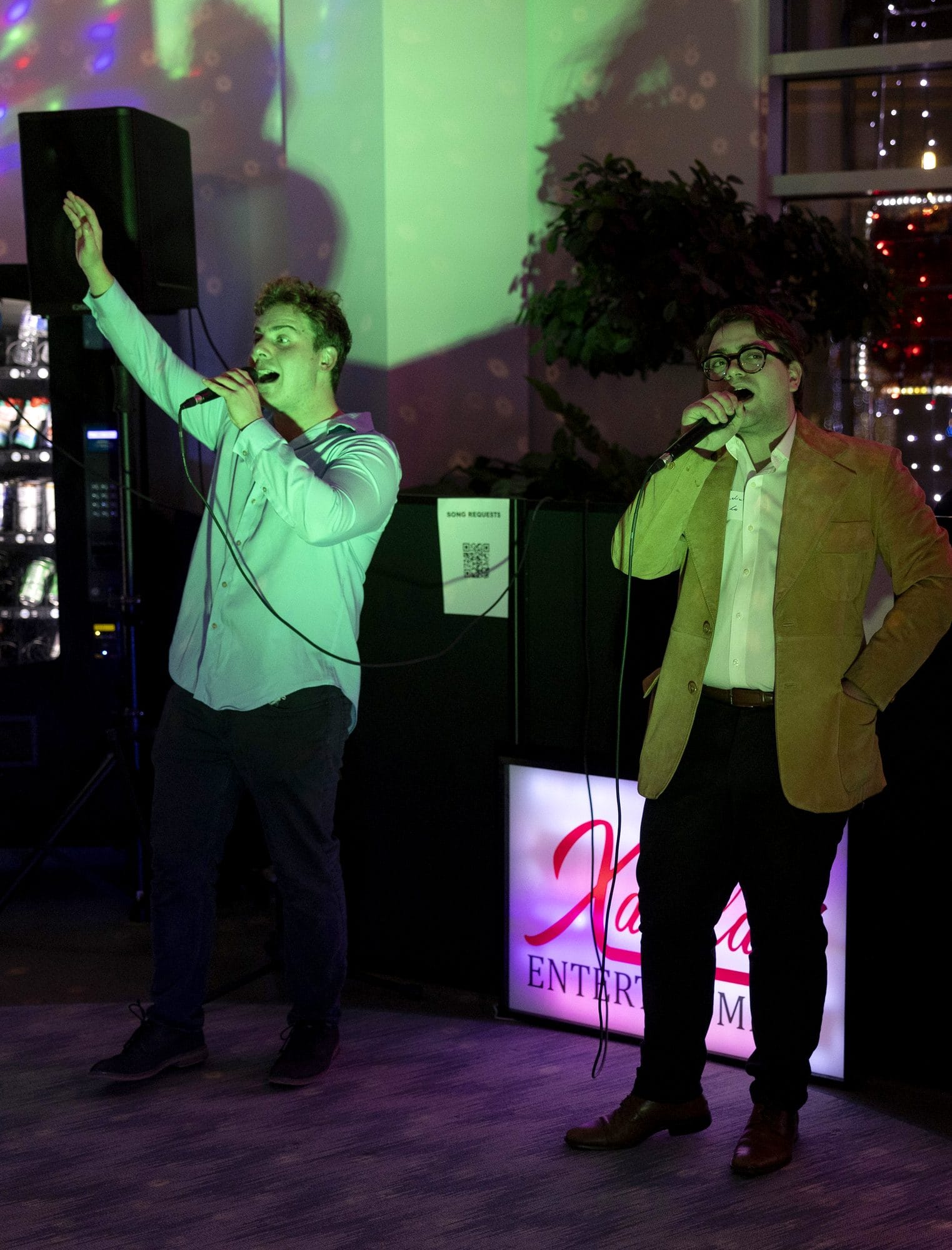 Xandavi Entertainment karaoke duet